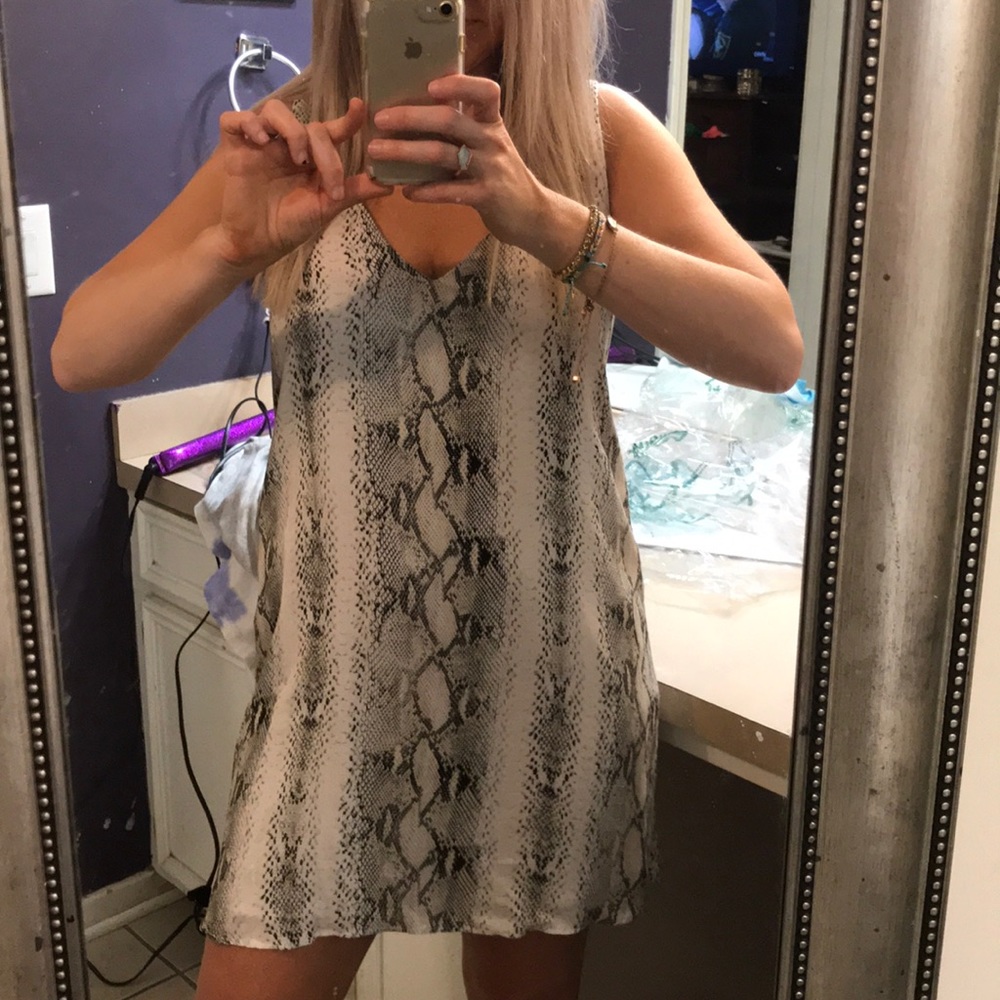 Lavender Brown snake skin dress - Picture 5 of 5